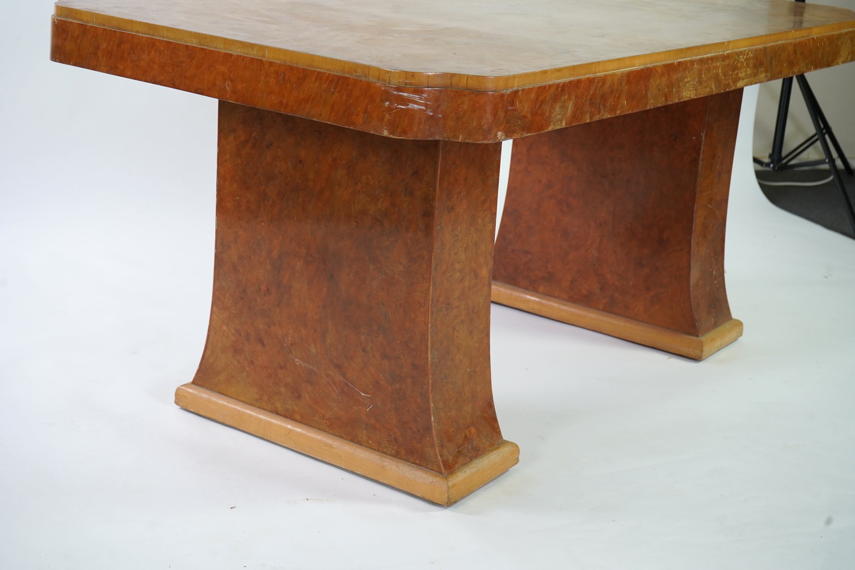 Attributed to Harry and Lou Epstein: An Art Deco burr walnut dining suite